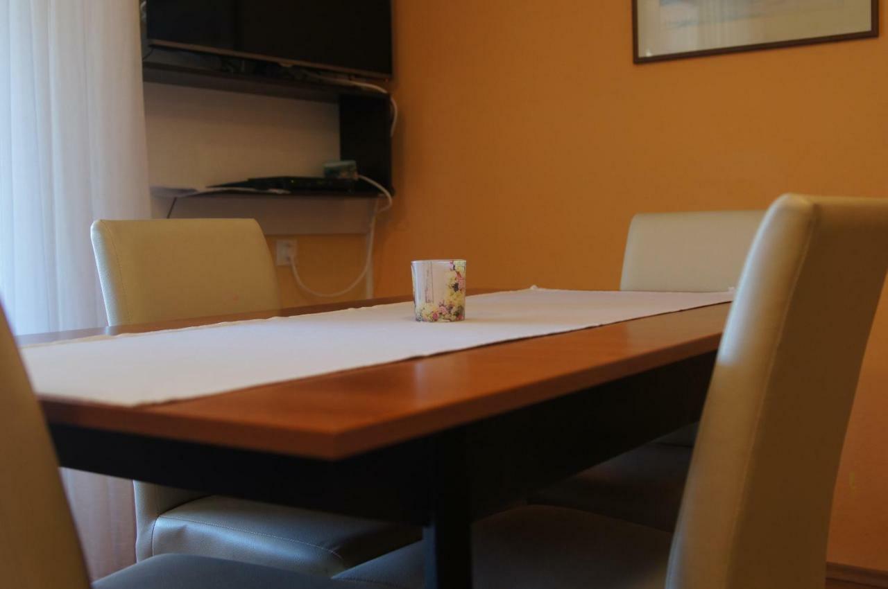 Korana, Belajskepoljice Apartment