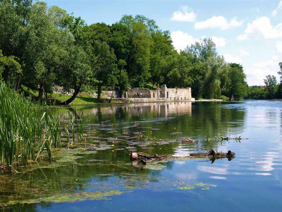 Korana, Belajskepoljice Apartman *